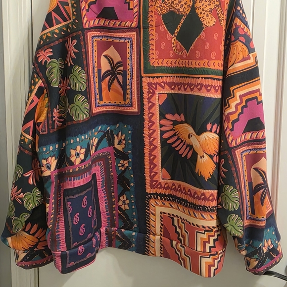 Farm Rio Sweatshirt - Picture 3 of 3